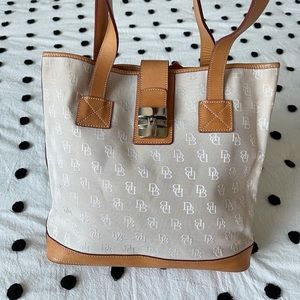 Dooney & Bourke Tote Leather Canvas vintage bucket bag